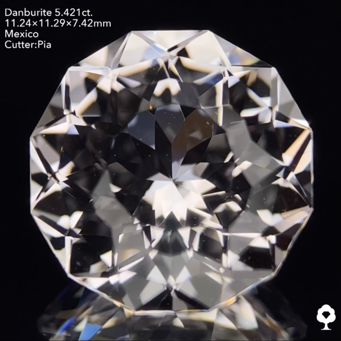 新カットの強い煌めきを大粒で楽しむ★カラーレスダンビュライト5.421ct ピアッちゃん作品