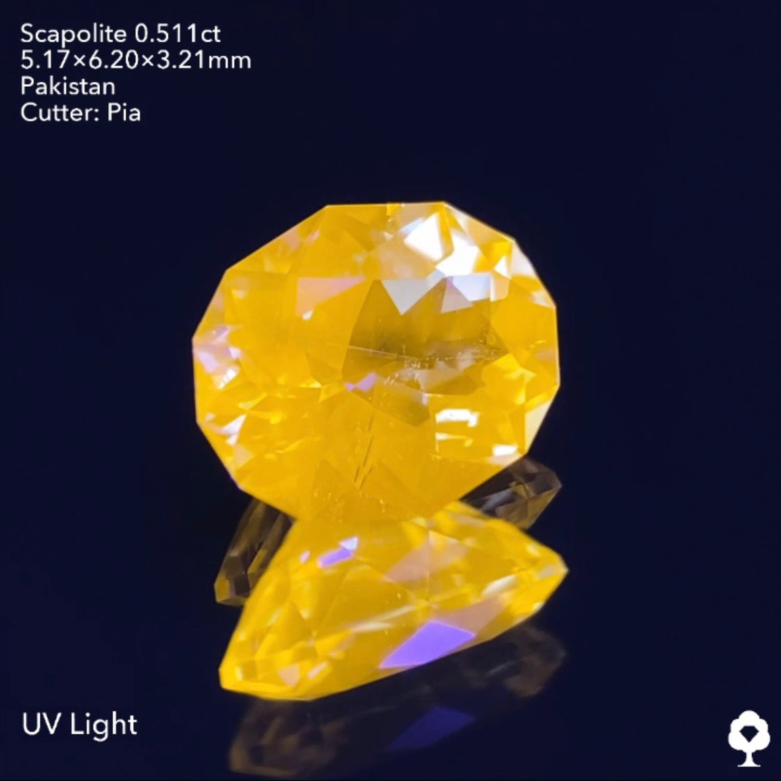 【ご落札者様専用】大人気✨激変イエロー!夜空に瞬く星の煌めき★UVだけでなくカラーレスの輝きも抜群の美カット★スキャポライト0.511ct ピアッちゃん作品