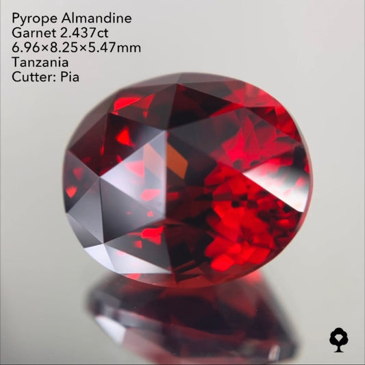 【ご当選者さま専用】燃えるような「赤」🔥パイロープアルマンディンガーネット2.437ct✨💎ピアッちゃん作品