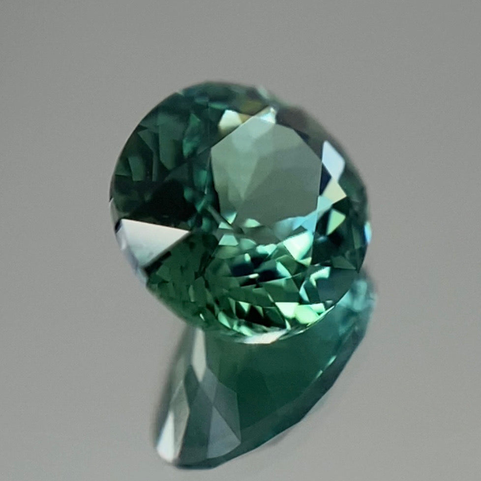 👽息をのむ美色に時を忘れるトルマリン0.288ct 💎ピアっちゃん作品✨