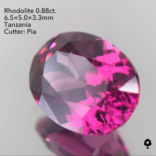 【SOLD OUT】ロードライトガーネット0.88ct ピアッちゃん作品 3/24チャットオークション 5ZBご利用価格