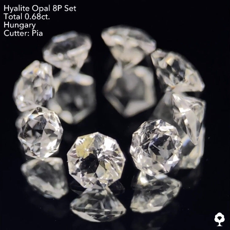 小粒ながらなんとも贅沢な多角形セット★ハンガリー産ハイアライトオパール8個セット計0.68ct. ピアッちゃん作品