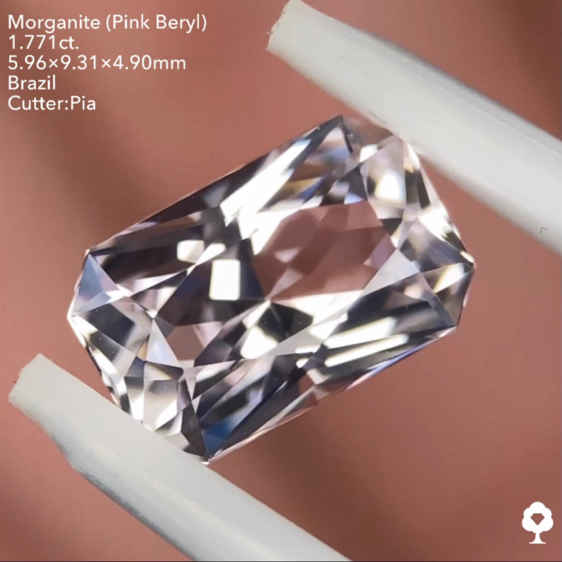 【慢心プライス】ピアッちゃんの止まらない進化を感じるニュアンスピンクオクタゴン★モルガナイト1.771ct. ピアッちゃん作品