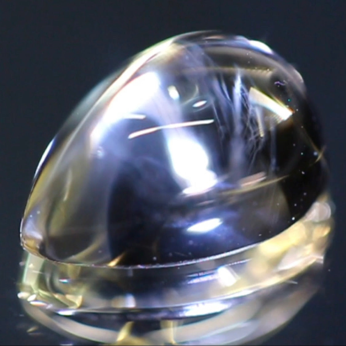 たっぷりとしたボリュームがめちゃ可愛い月の雫★ラブラドライト2.35ct 社長作品✨こちらはクーポンはごめんなさい🙏