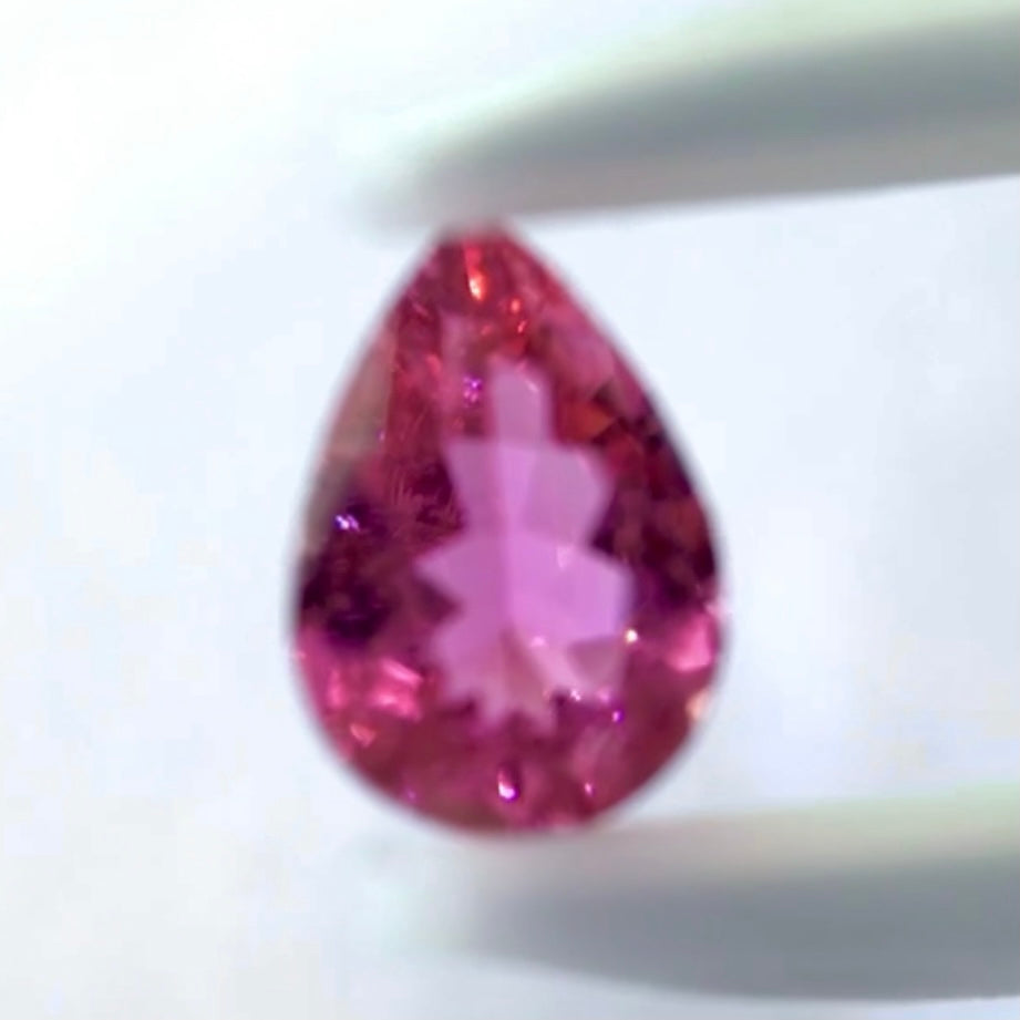 【GTC】から“ネオンピンク”トルマリン 0.47ct✨ピアッちゃん作品👍突如開催❗️GTJ名物【HPオークション】こちらはクーポンはごめんなさい🙏