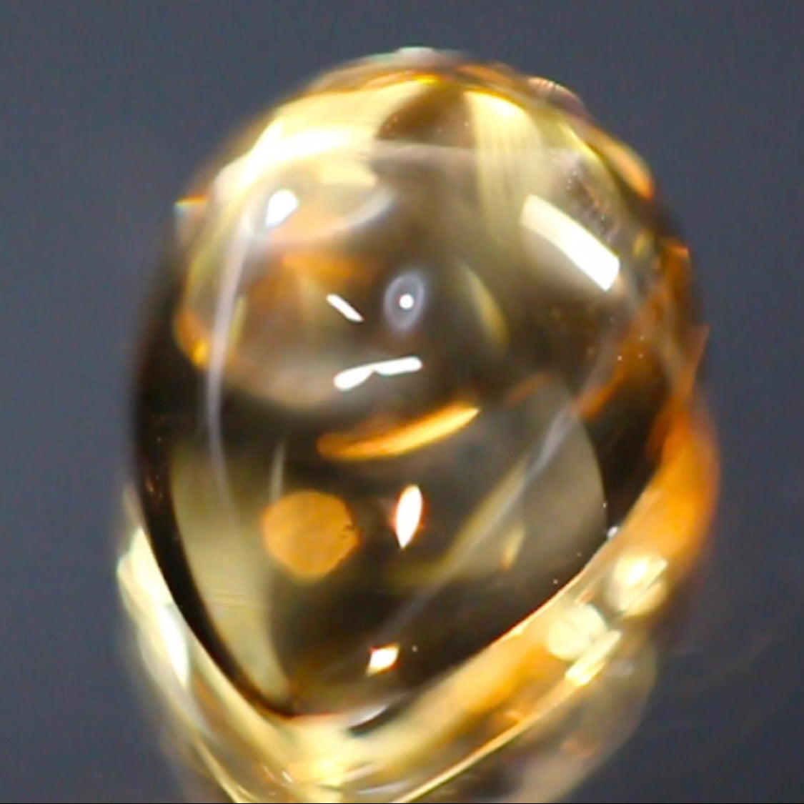 たっぷりとしたボリュームがめちゃ可愛い月の雫★ラブラドライト2.35ct 社長作品✨こちらはクーポンはごめんなさい🙏