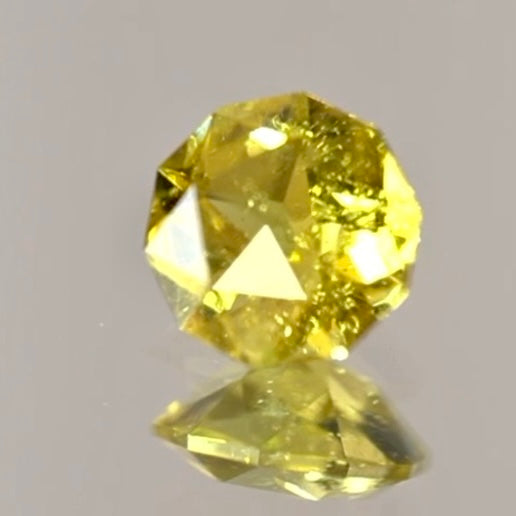 【GTC】から「浮かび上がる星さま」マリガーネット0.30ct🌟レイちゃん作品💎GTJ名物【HPオークション】こちらはクーポンはごめんなさい🙏