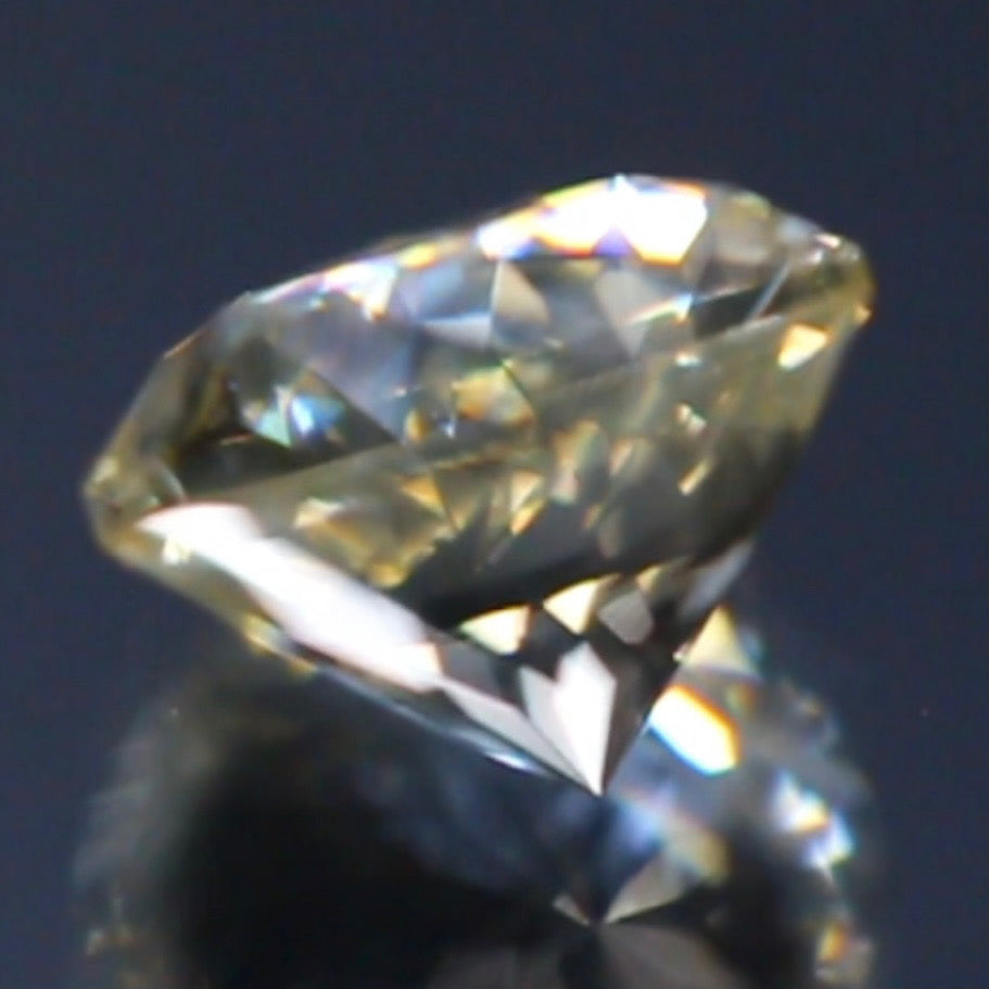ギラギララウンドはまさに満月のよう★ラブラドライト1.17ct ピアッちゃん作品✨こちらはクーポンはごめんなさい🙏