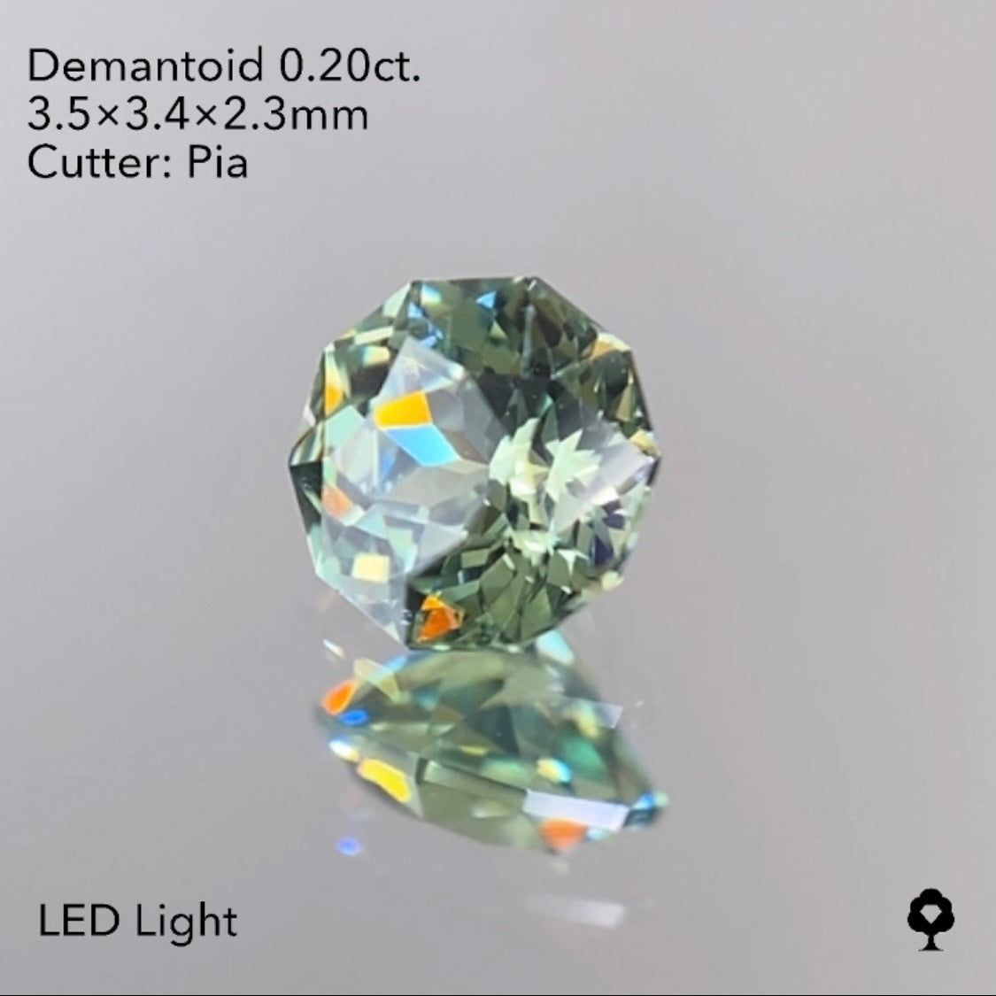 【SOLD OUT】ナミビアデマントイドガーネット0.20ct ピアッちゃん作品 1/29Liveご紹介作品