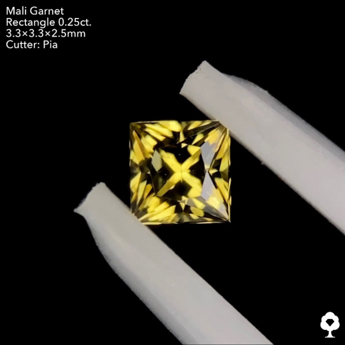 【6/11終了‼️1ヶ月オークション‼️】マリガーネット多色多角形8個セット 計2.36ct ピアッちゃん作品