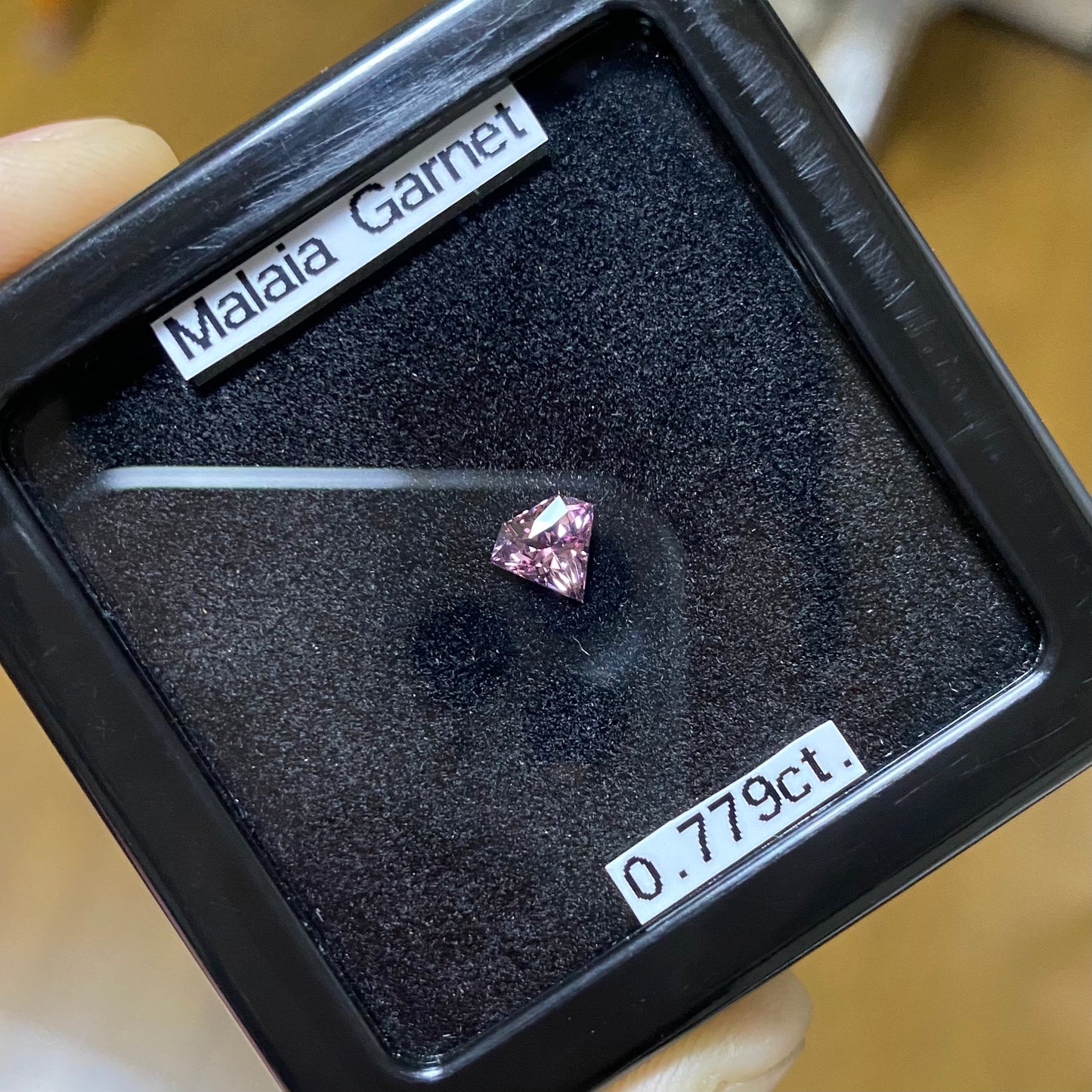 【お客さま専用】宝石形マラヤガーネット0.779ct ピアッちゃん作品★お問い合わせ特別価格