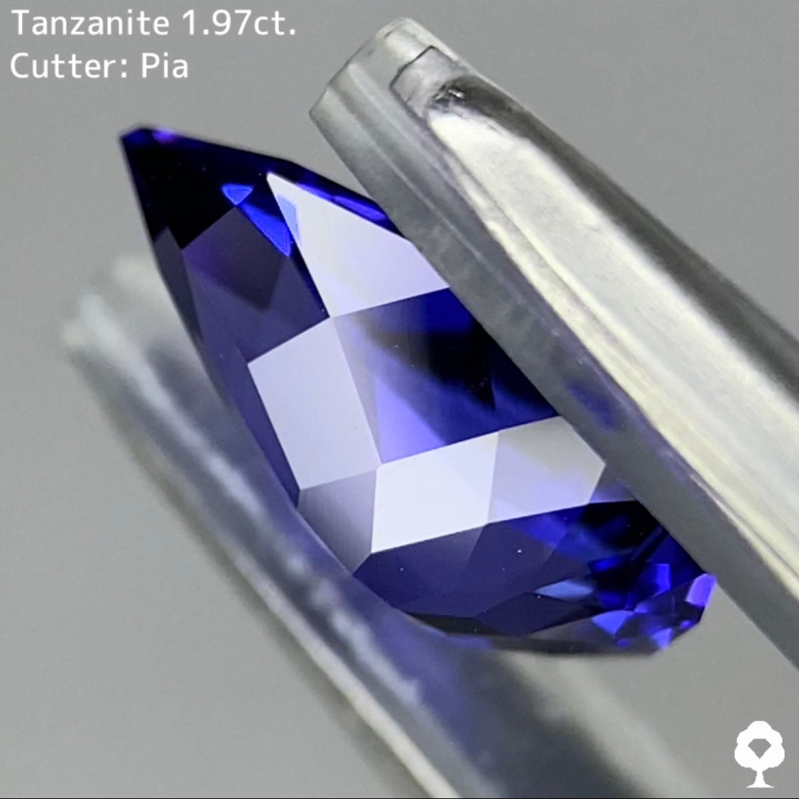 角のつけられた夜空の雫は完成度抜群★タンザナイト 1.979ct