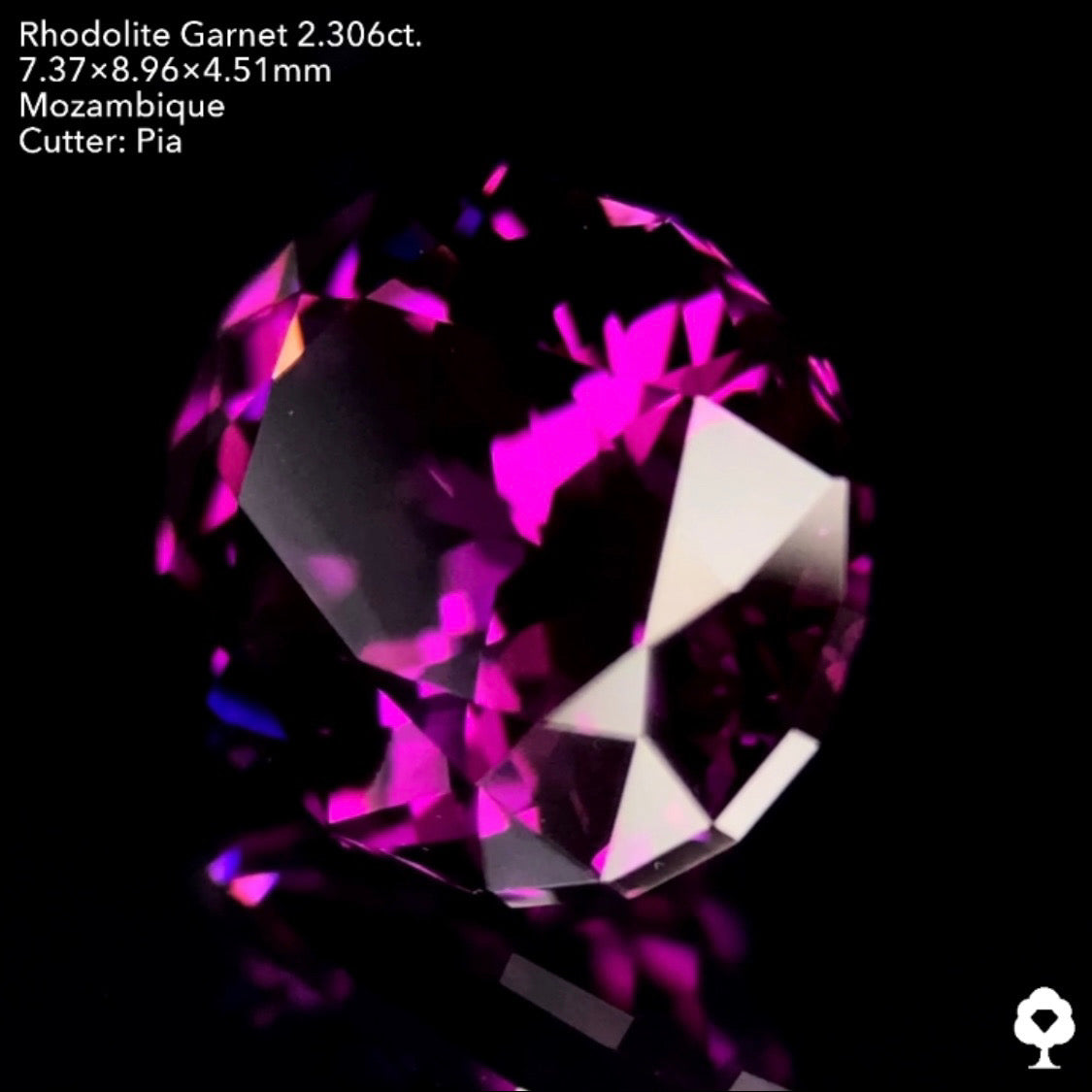 ハイレベルなグレープ系濃厚美色のファンシーオーバル★ロードライトガーネット2.306ct. ピアッちゃん作品