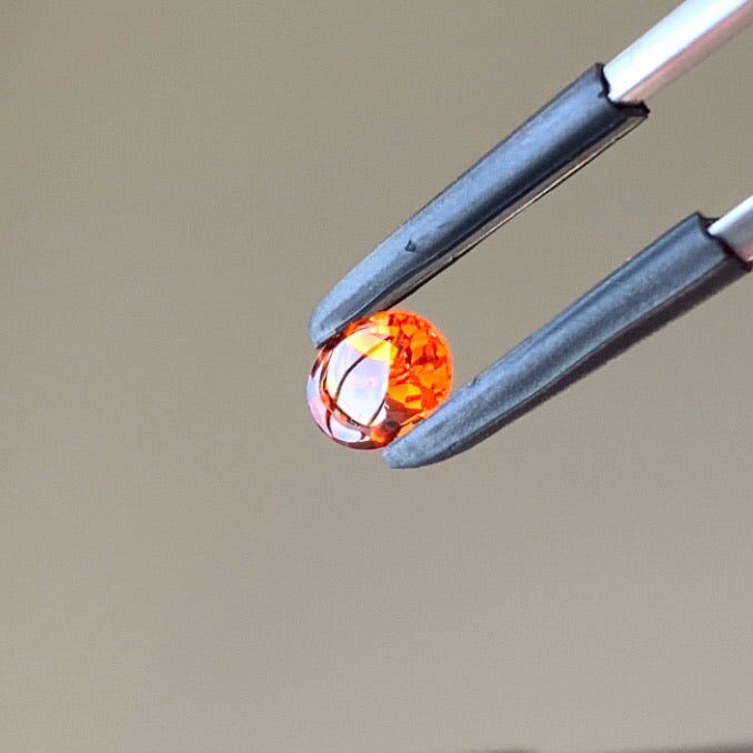 新作★ツルツル・メラメラの燃えるオレンジバフトップ★スペサタイトガーネット0.53ct