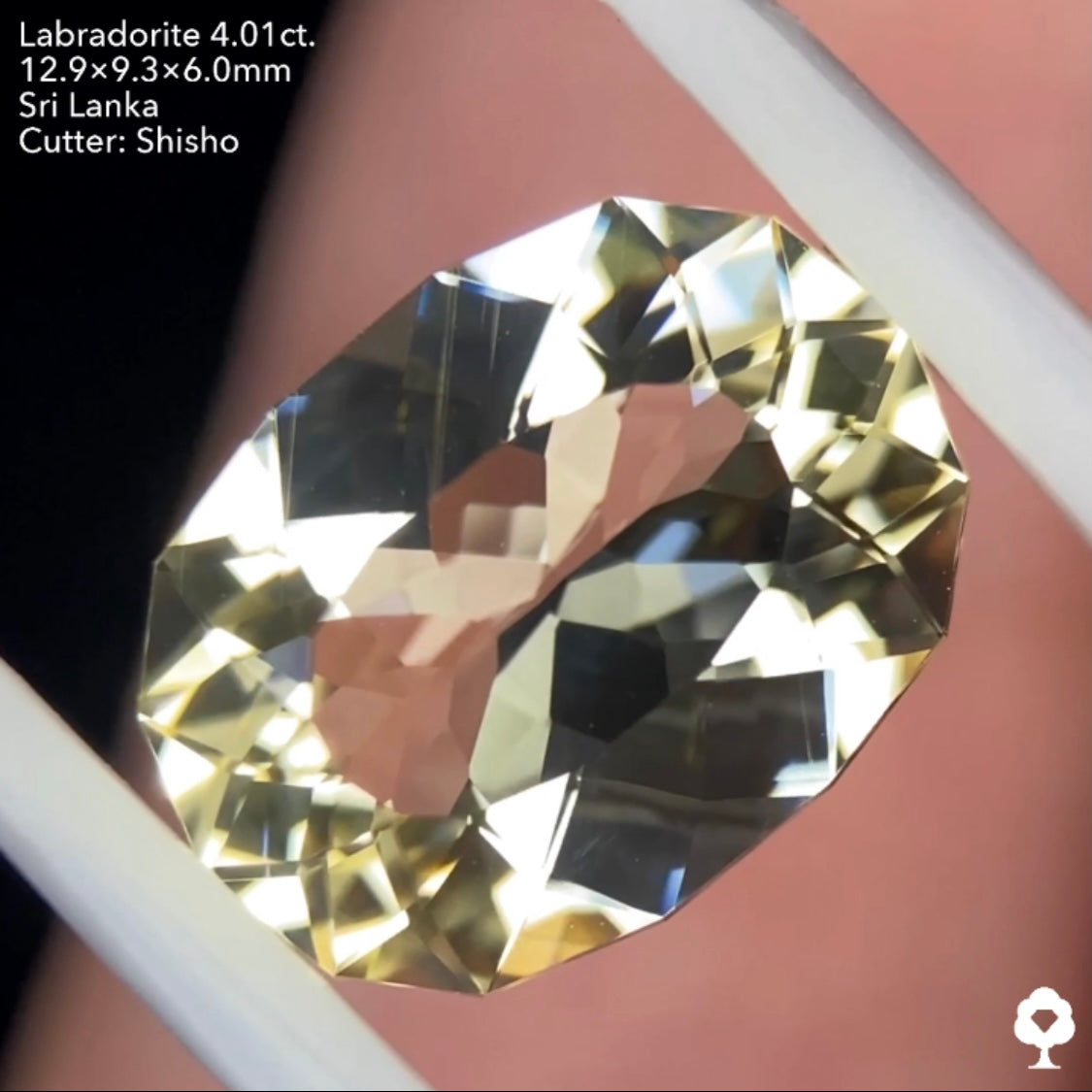 【チャットオークション御落札様専用】ゴールデンラブラドライト4.01ct.+原石付き