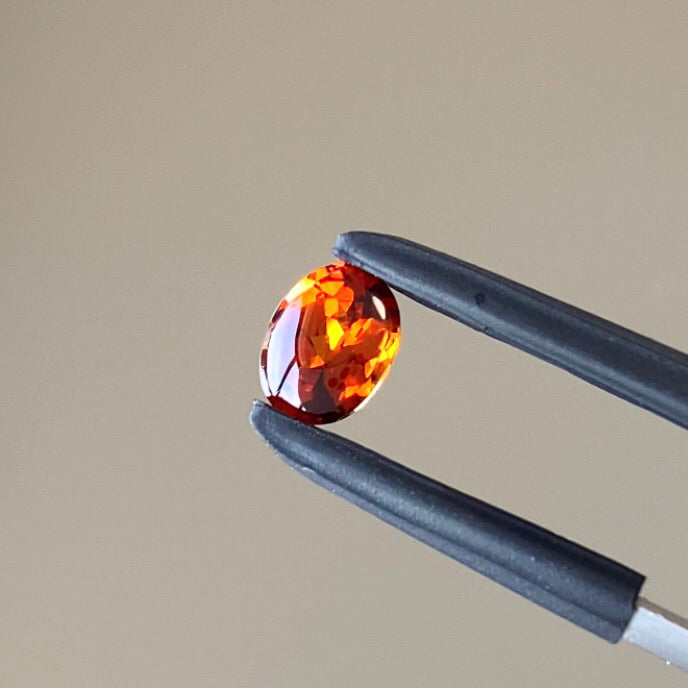 新作★ツルツル・メラメラの燃えるオレンジバフトップ★スペサタイトガーネット0.53ct