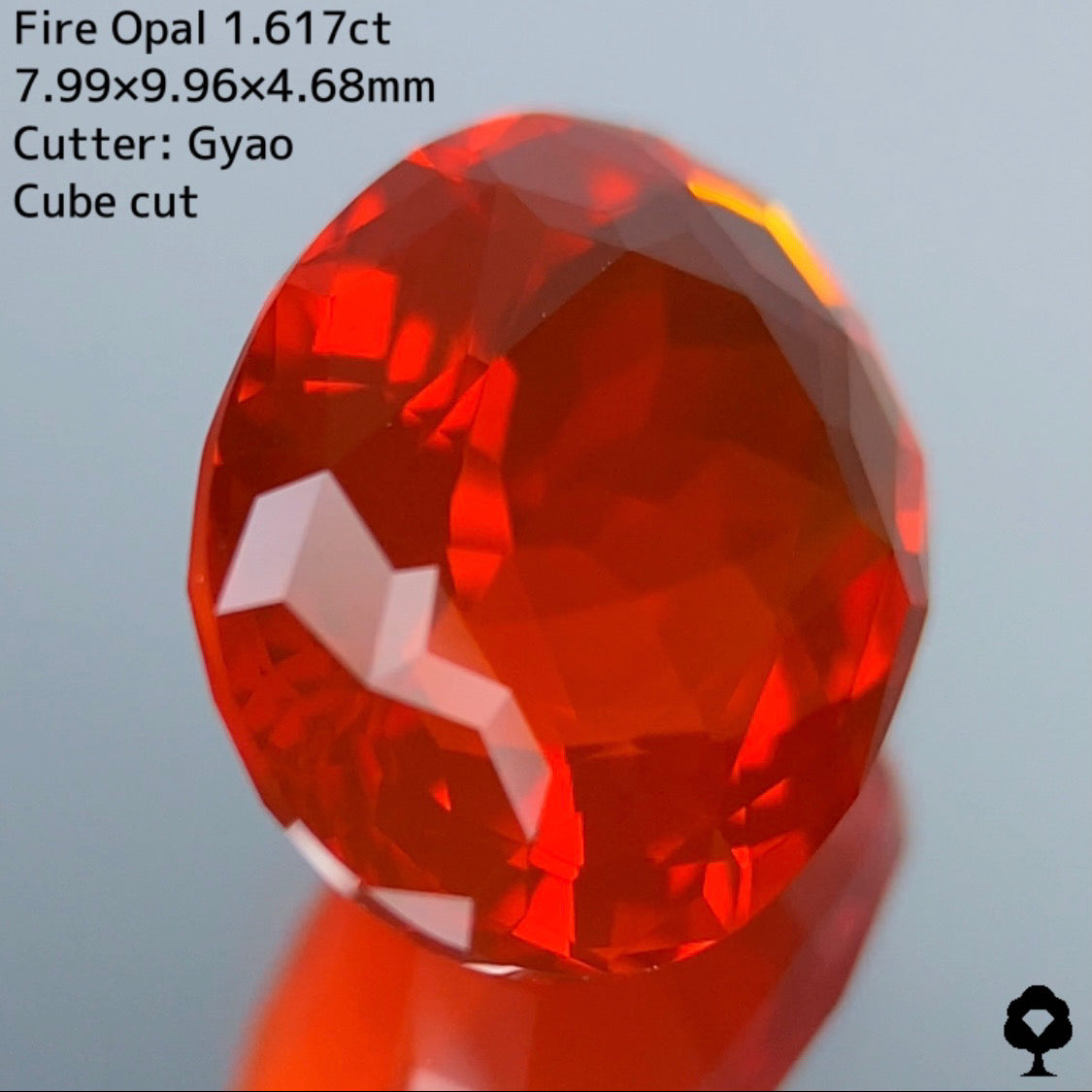 鮮やかオレンジが燃える変則キューブオーバル★ファイアーオパール 1.617ct【Cube cut】