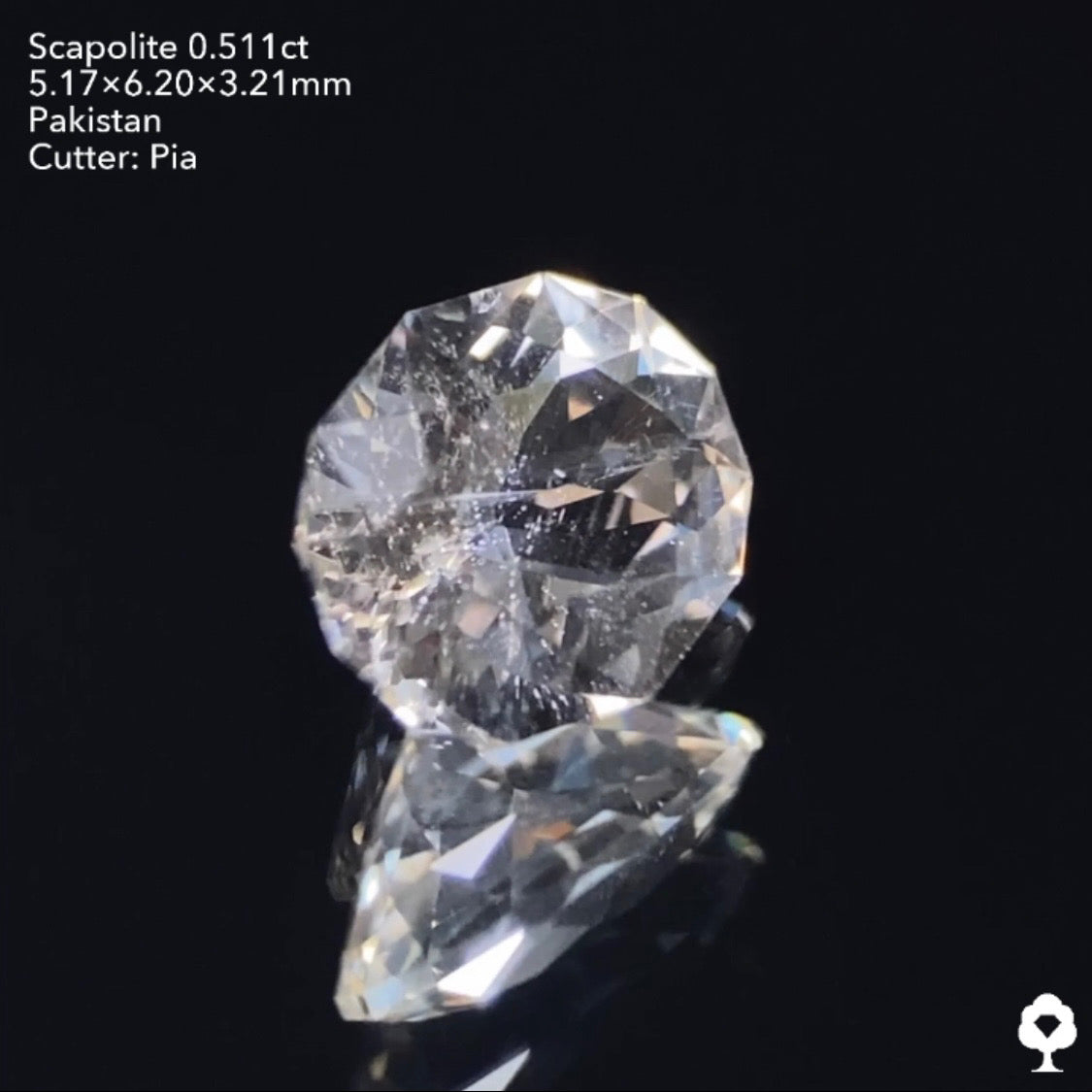 【ご落札者様専用】大人気✨激変イエロー!夜空に瞬く星の煌めき★UVだけでなくカラーレスの輝きも抜群の美カット★スキャポライト0.511ct ピアッちゃん作品