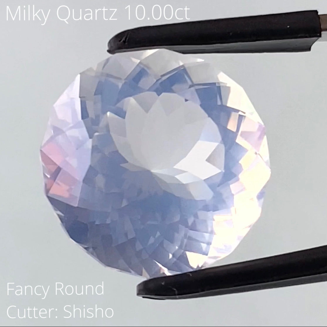 【お客さま専用】完璧なカットと品質💎ミルキーさと僅かに色づくラベンダー色がセクシー💕ミルキークォーツ10.00ct★7ZBご利用価格