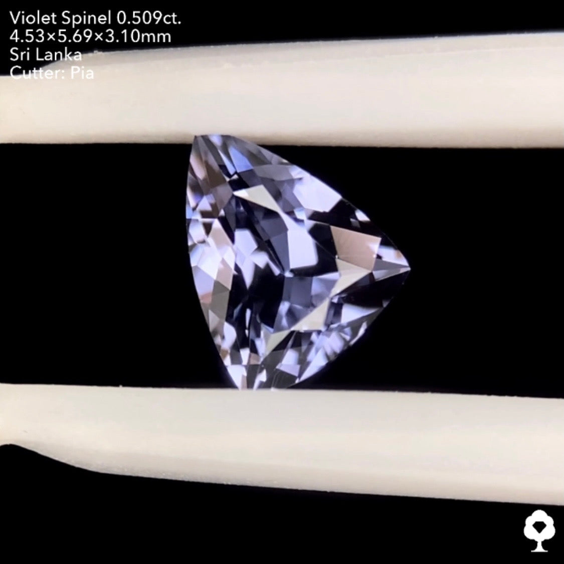 6/17(金)22:00終了‼️メタリックな美しい煌めきを放つ濃色で独特なトリリアント★ヴァイオレットスピネル 0.509ct. ピアッちゃん作品