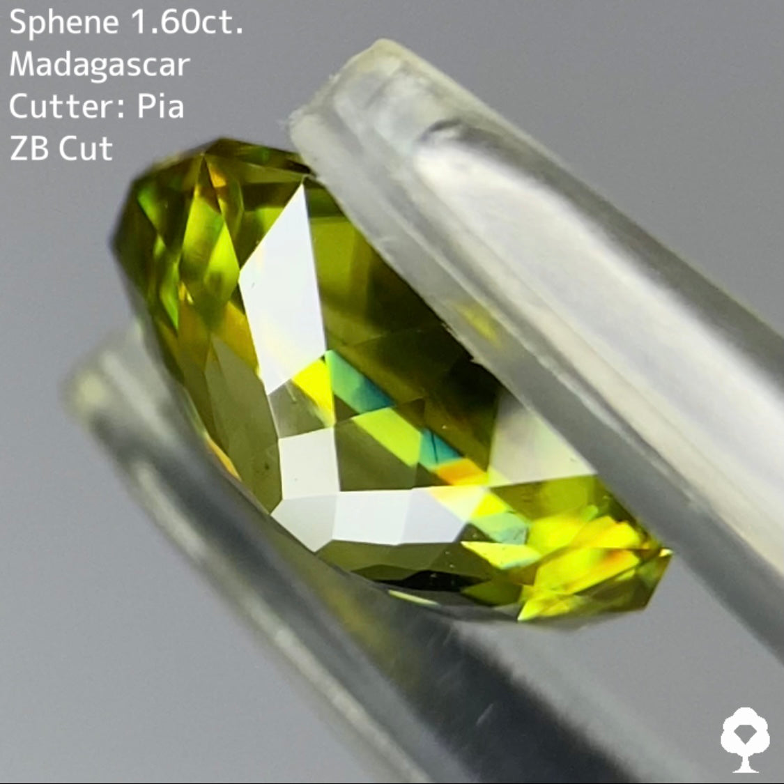 【専用ページ】爽やかライムイエローゴールドの楽しい煌めきファンシーが溢れる新カット★スフェーン 1.60ct 【ZB cut】