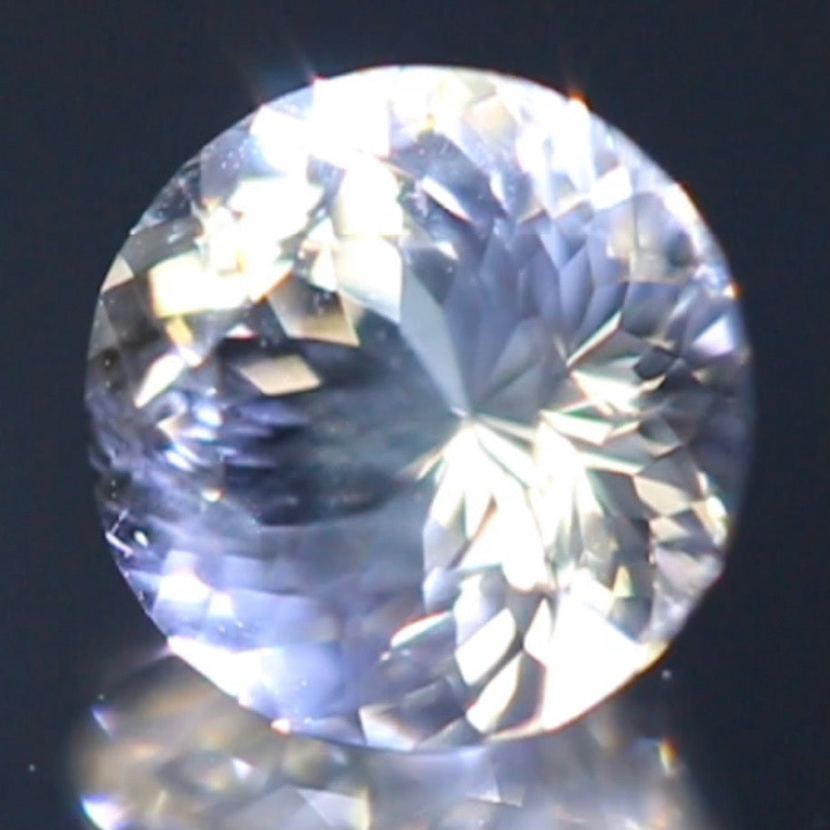 ギラギララウンドはまさに満月のよう★ラブラドライト1.17ct ピアッちゃん作品✨こちらはクーポンはごめんなさい🙏