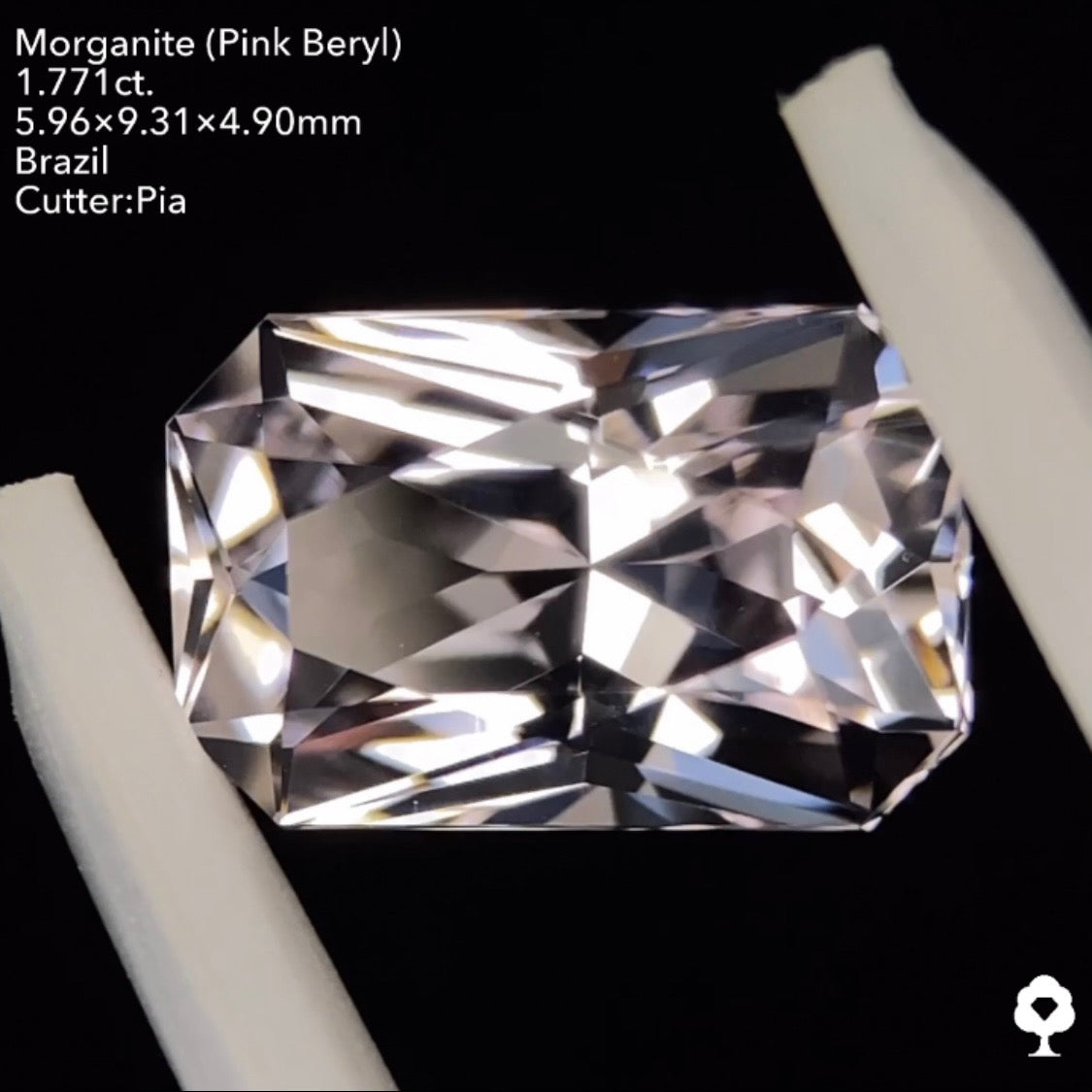 【慢心プライス】ピアッちゃんの止まらない進化を感じるニュアンスピンクオクタゴン★モルガナイト1.771ct. ピアッちゃん作品