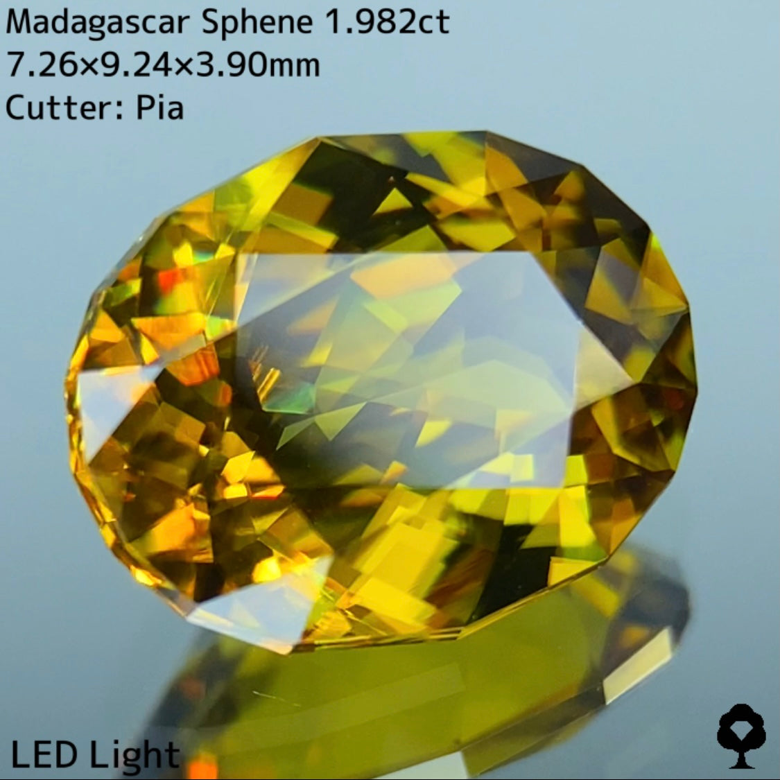 グリニッシュゴールドからメラメラファイアーを放つマダガスカル産★マダガスカルスフェーン 1.982ct