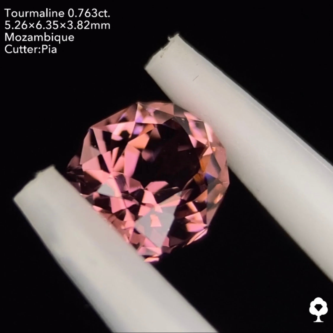 【五月病を吹っ飛ばせキャンペーン💨】コーラルピンク系美色と高いクラリティと抜群カット★ピンクトルマリン 0.763ct ピアッちゃん作品