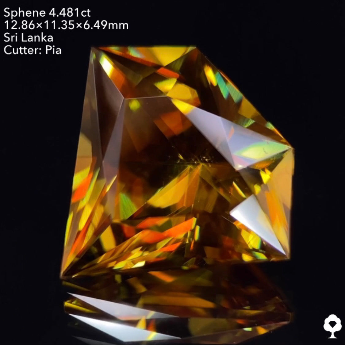 【5/26(木)終了★1ヶ月オークション】赤いファイアーが凄まじいスリランカ産は大きいけど可愛い宝石形★スフェーン4.481ct ピアッちゃん作品