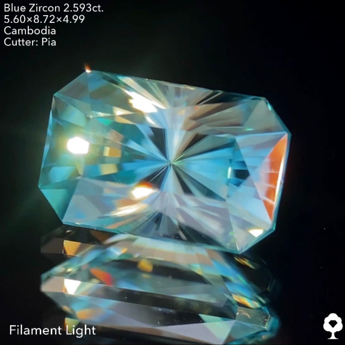 6/18(土)22:00終了‼️オクタゴンの概念を覆す放射線の超モダンな煌めき★ブルージルコン 2.593ct. ピアッちゃん作品