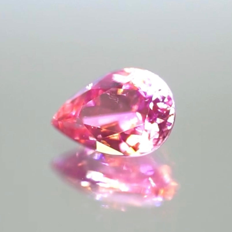 【GTC】から“ネオンピンク”トルマリン 0.47ct✨ピアッちゃん作品👍突如開催❗️GTJ名物【HPオークション】こちらはクーポンはごめんなさい🙏