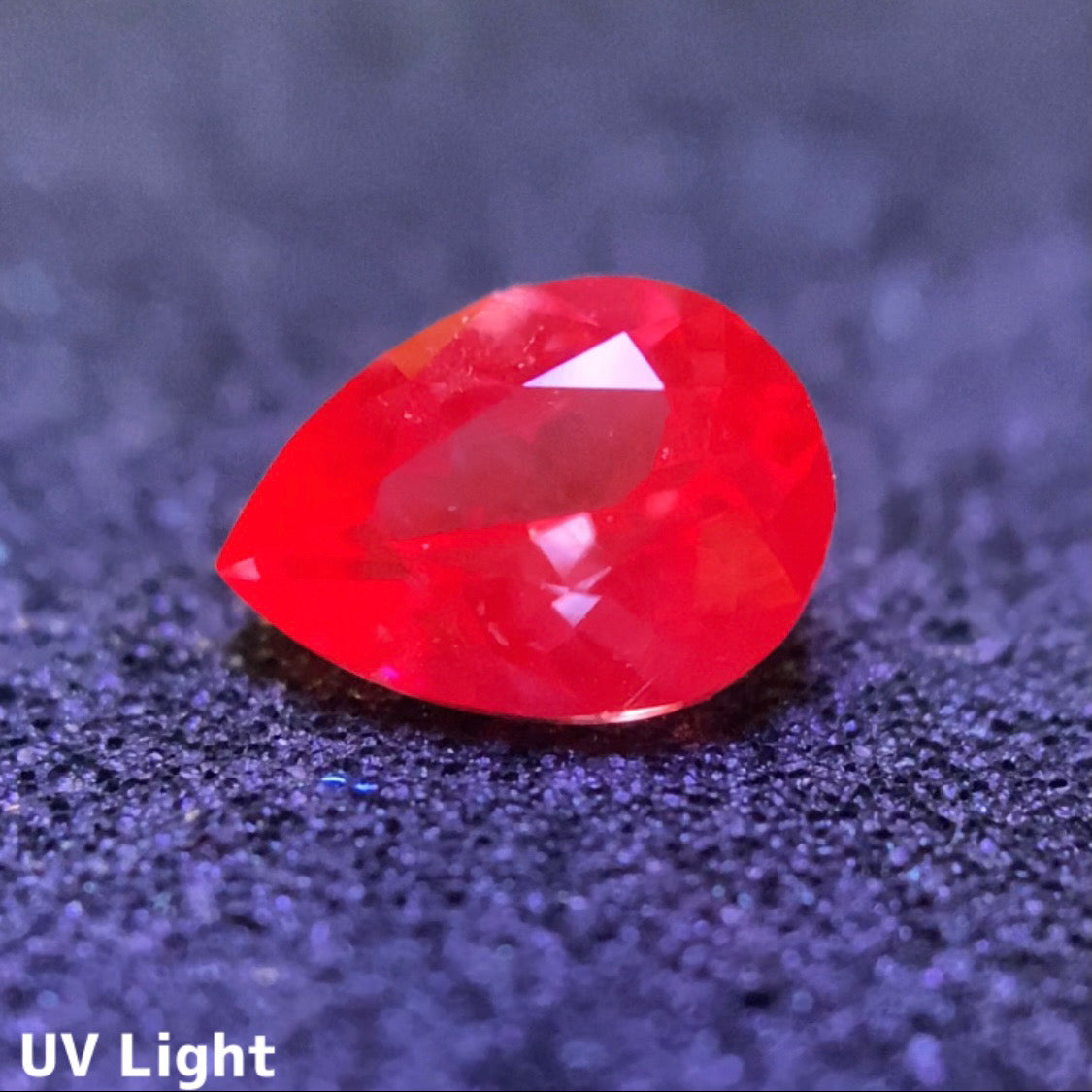 【SOLD OUT】★ゲームオーバーのたびに安くなる逆オークション★非加熱ルビー0.384ct ピアッちゃん作品 4/3 サイレンGAME配信