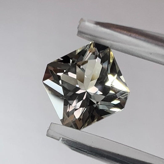 【さらに超特価品】ラブラドライト 2.00ct