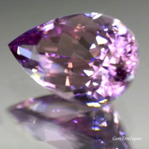 【SOLD OUT】秋カラー🍁だんだん紅葉していくようなグラデーションが美しいスピネル0.815ct🔮ピアッちゃん作品(LIVE中のお問合せ一番乗り特価でのご紹介です)