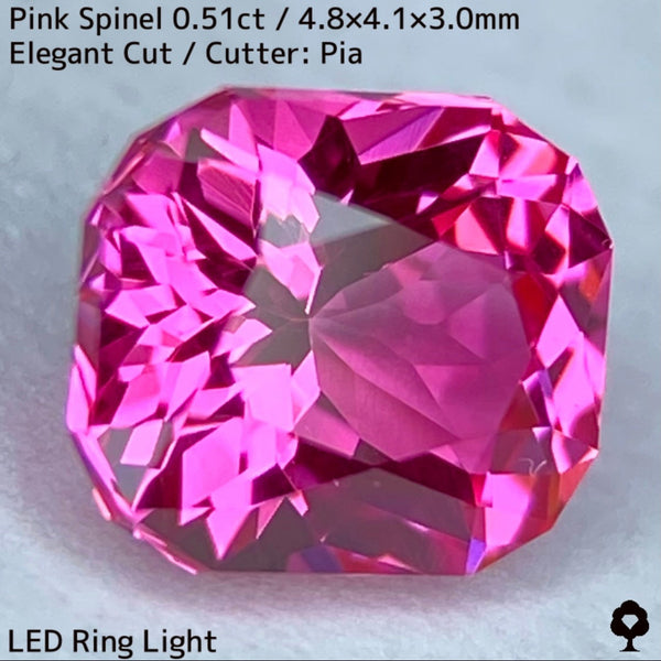ホットピンクの強く細かい煌めきにファイアーチラつく超美結晶★ピンクスピネル0.51ct