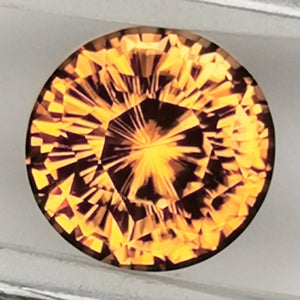 ナリカージルコン、神髄は美しい地色に色溜まり / ジルコン 3.332ct