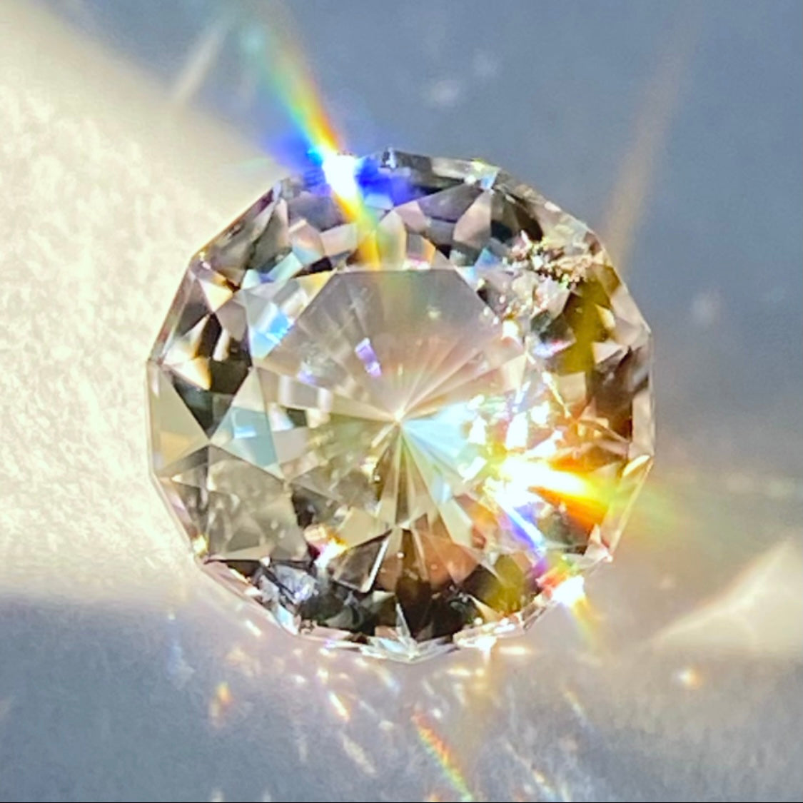ベトナム産カラーレススピネル0.55ct – GemTreeJapan