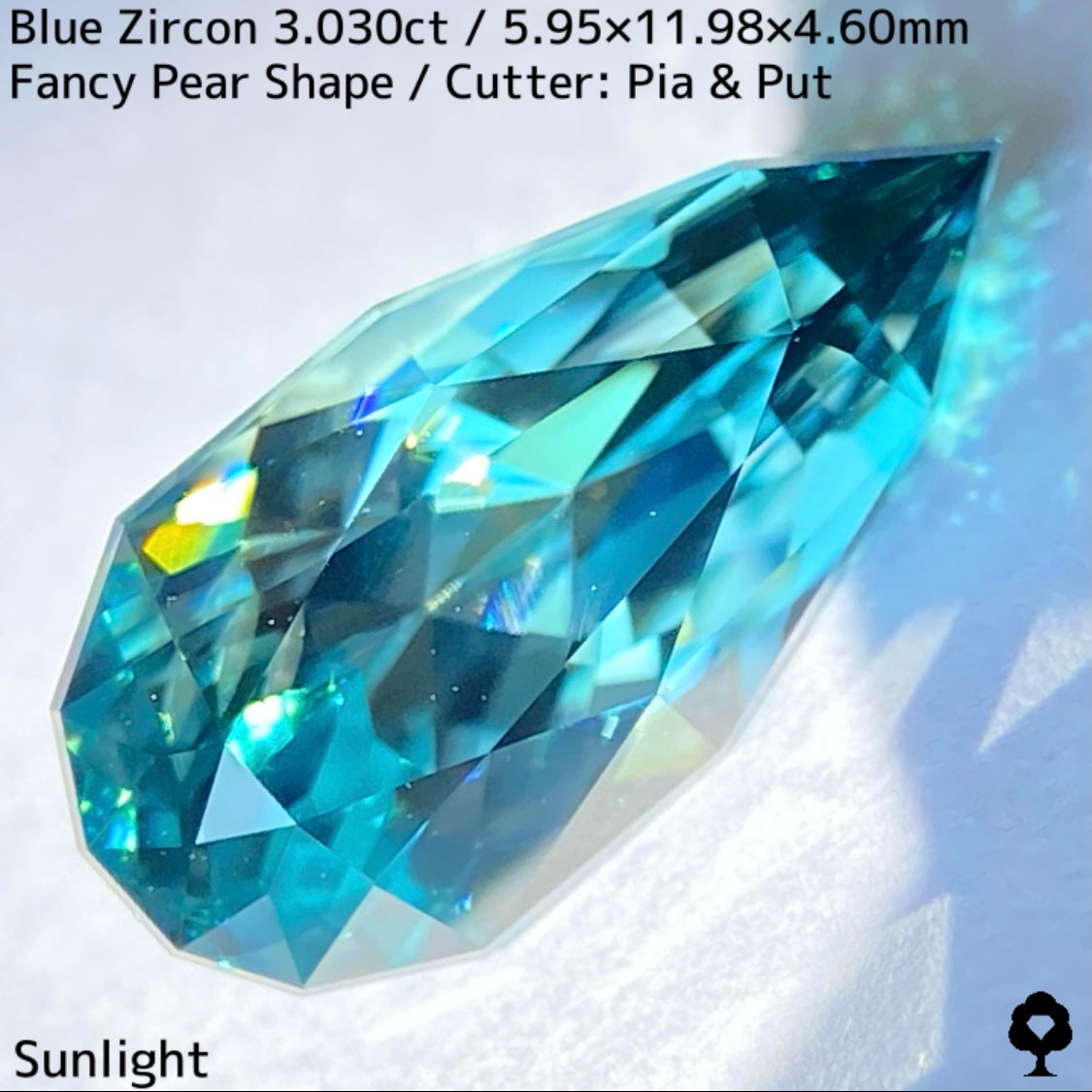 ブルージルコン3.030ct★海のようなブルーの美結晶からあふれる煌めきとファイアー