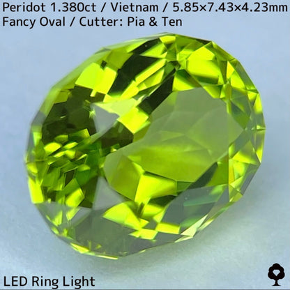 ベトナム産ペリドット1.380ct★発色の良いスカッとしたグリーンの美結晶は輝きに溢れる