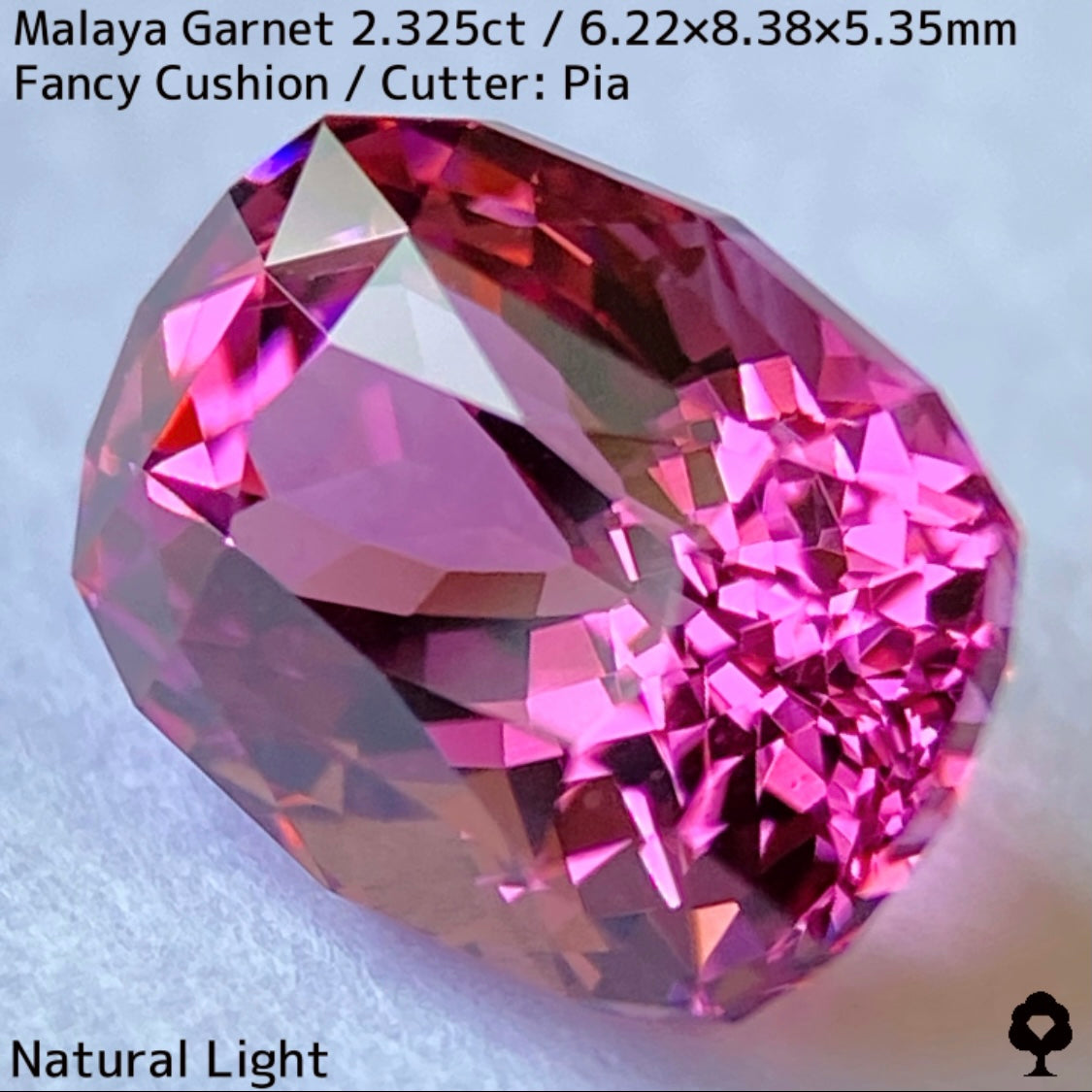 マラヤガーネット2.325ct★ハンパじゃない煌めきのスーパートップクオリティの美色美結晶