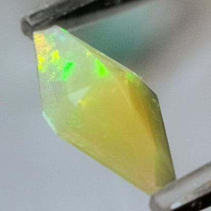 オパール 1.52ct / ゲオマニアカモーン！ゲオちゃんが作る特殊なファセットの組み方のカイトカット