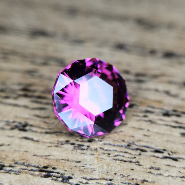 【ZBナリカーカット】数少ないZBカットとナリカーカットのコラボ / ロードライト 1.08ct