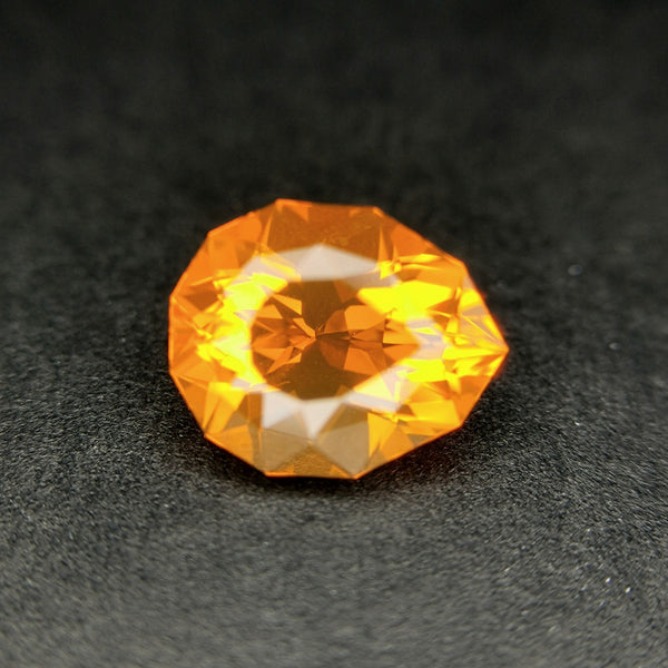 オレンジ色が美しいヤオ＆テン合作 / ファイアーオパール 1.48ct
