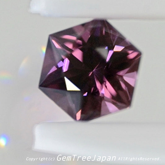 スピネル0.468ct💎ピアッちゃん作品