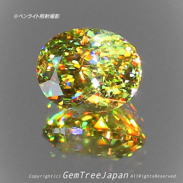 これぞ“GTQスフェーン”💎🌳マダガスカル産0.50ct(5/7)✨ 今夜もGemTreeJapan花火大会🎇 ピアっちゃん作品💎