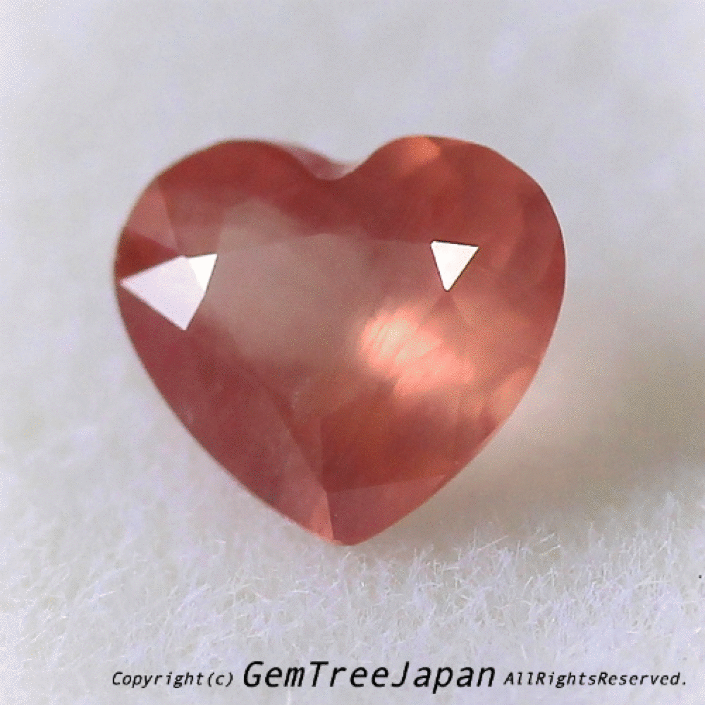 価値ある『ハート』カット❗️北海道産ロードクロサイト0.52ct