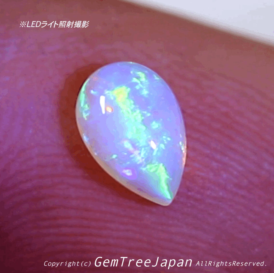🏡STAY HOME オークション🏠まるでキャッツアイ😻オーストラリア産オパール0.62ct