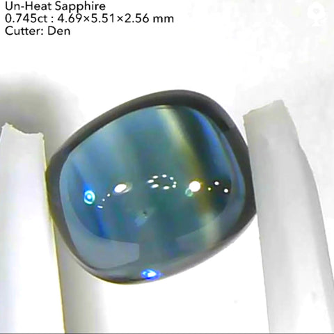 縞模様の入った非加熱サファイア0.745ct✨社長(デンちゃん)夫妻作品