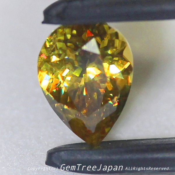 【ヤバい❗️シリーズ】チカチカファイヤー🔥マダガスカル産スフェーン0.82ct✨11/17夜Live配信商品⚡️ピアっちゃん作品💎